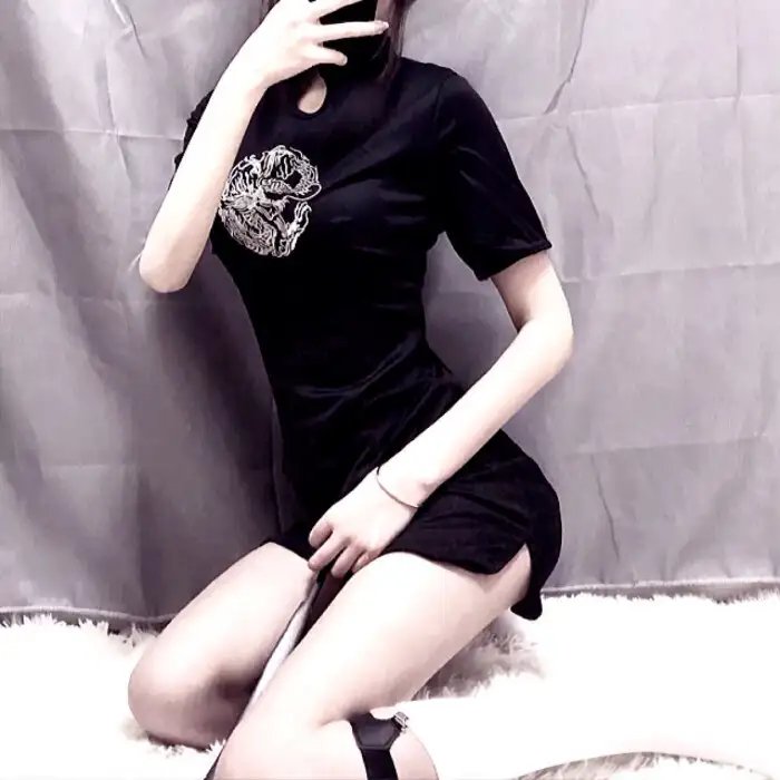 皮肤之下